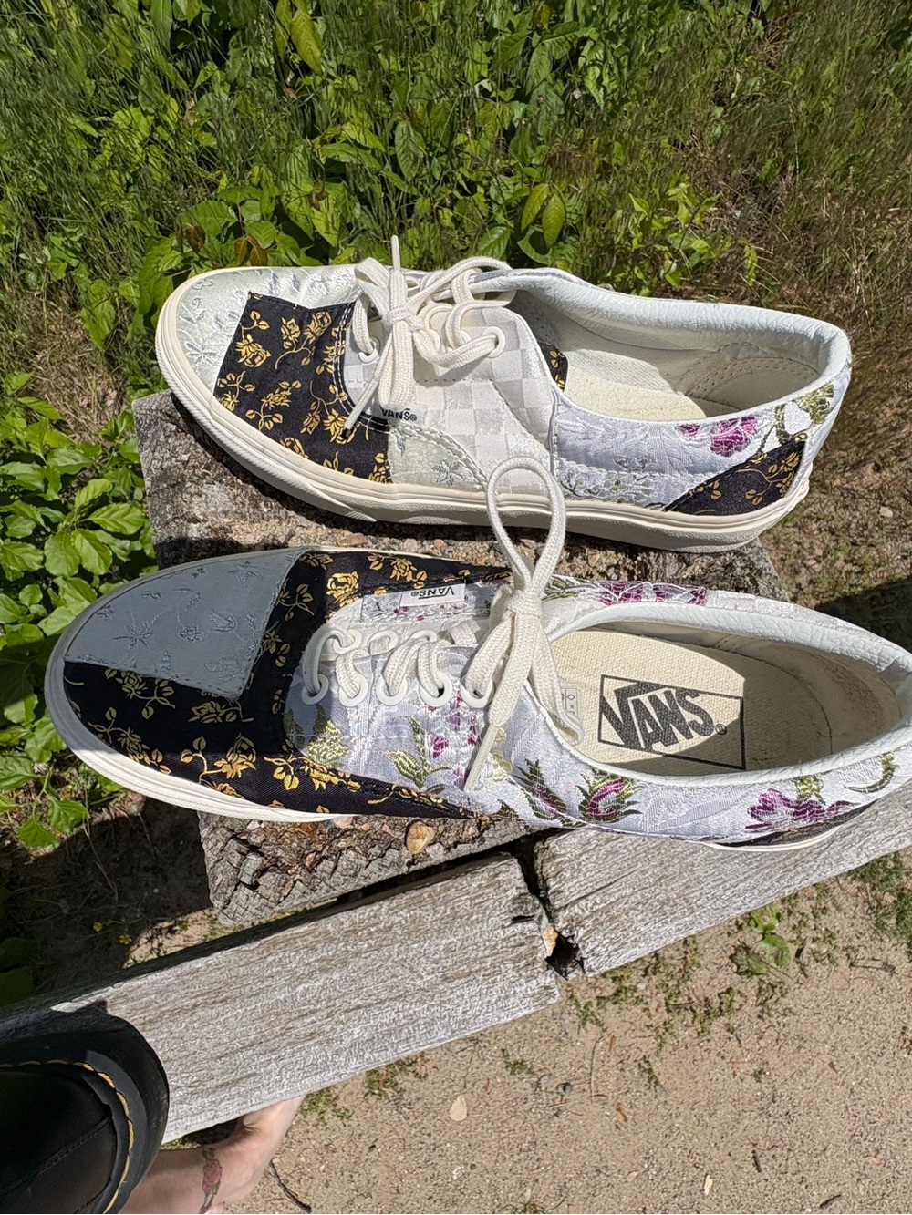 Vans Floral Patchwork Low-Top Sneakers - White womens 8 men’s 6.5 - Picture 5 of 9